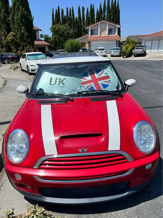 2004 Mini Mini Cooper S 1st Gen - Image 5 of 9