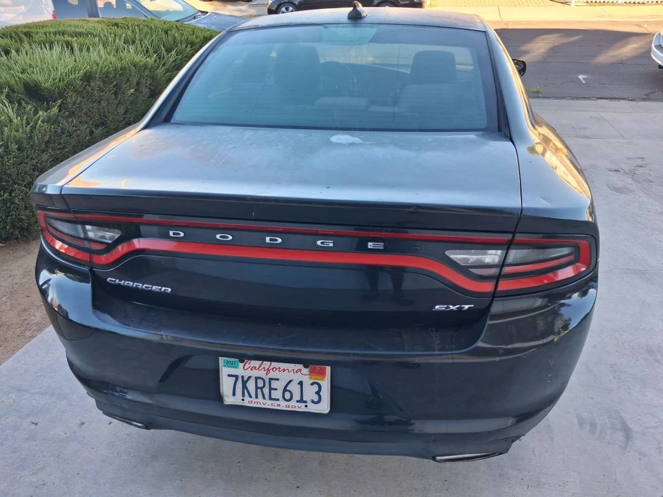 2015 Dodge Charger 7th Gen - Image 4 of 4