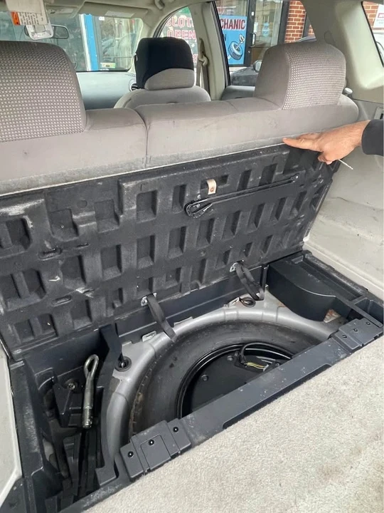 2008 Nissan Rogue - Image 7 of 8