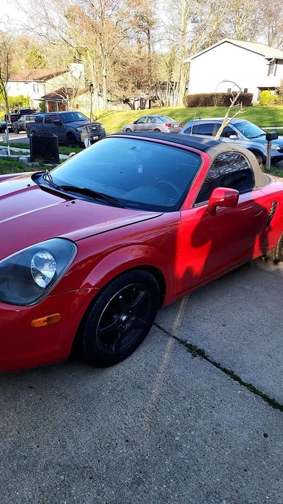 2001 Toyota MR2 Spyder/MR-S - Image 4 of 5