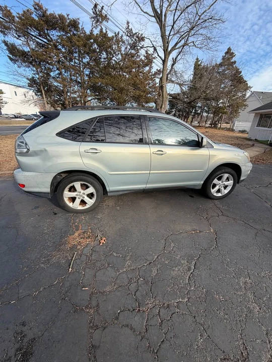 2004 Lexus RX 2nd Gen - Image 6 of 8