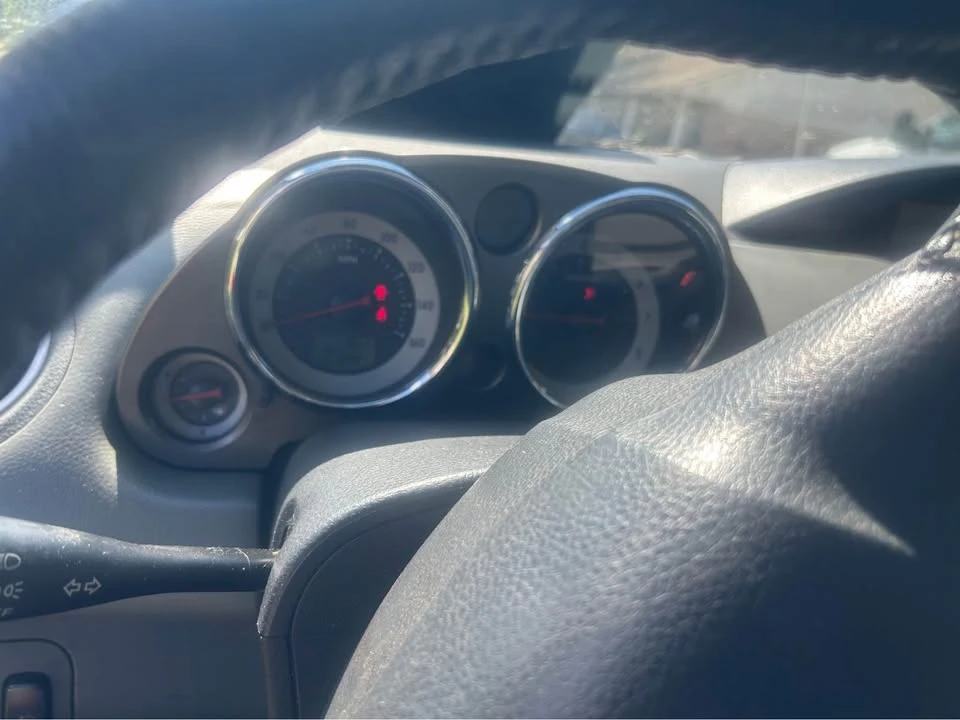 2011 Mitsubishi Eclipse 4th Gen - Image 4 of 10