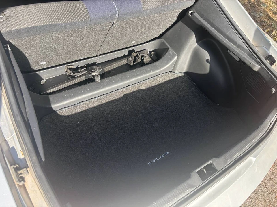 2004 Toyota Celica 7th Gen - Image 7 of 11