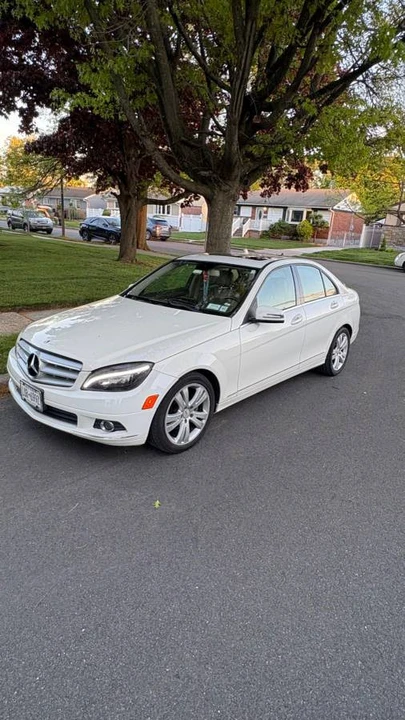 2011 Mercedes-Benz W204 C-Class - Image 4 of 6