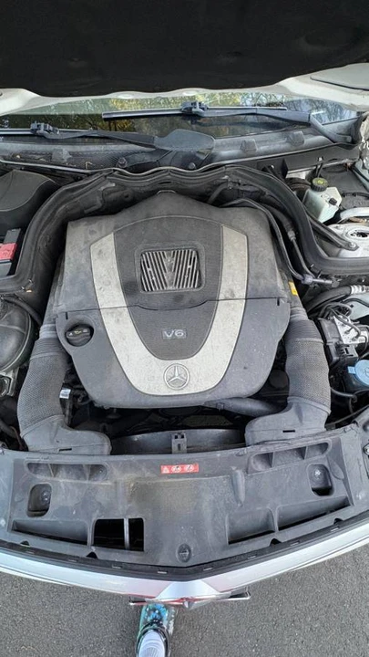 2011 Mercedes-Benz W204 C-Class - Image 2 of 6