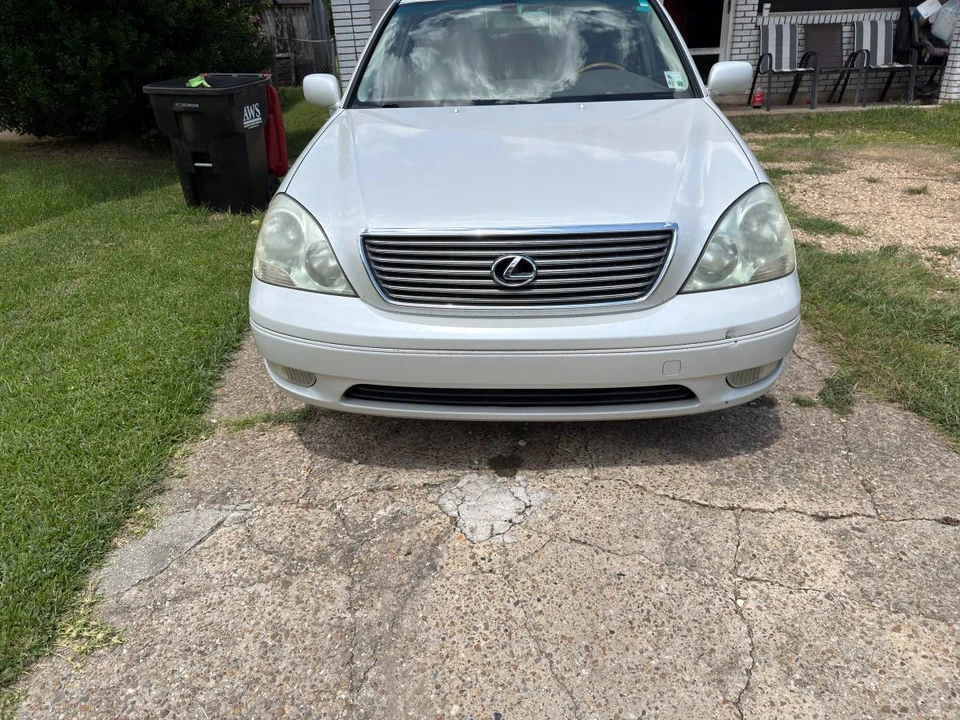 2021 Lexus LS 5th Gen - Image 2 of 6