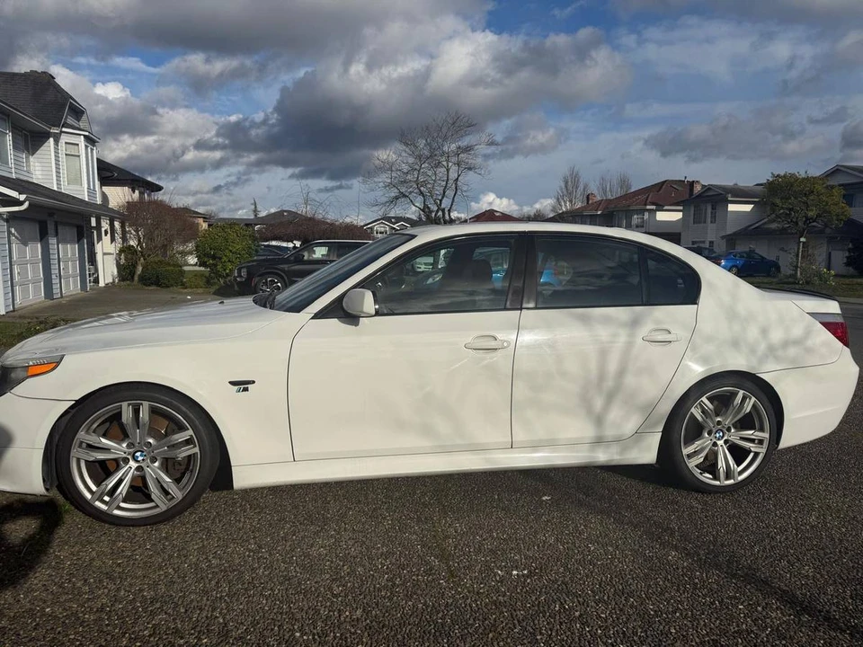 2007 BMW E60 545i & 550i Sedan - Image 2 of 2