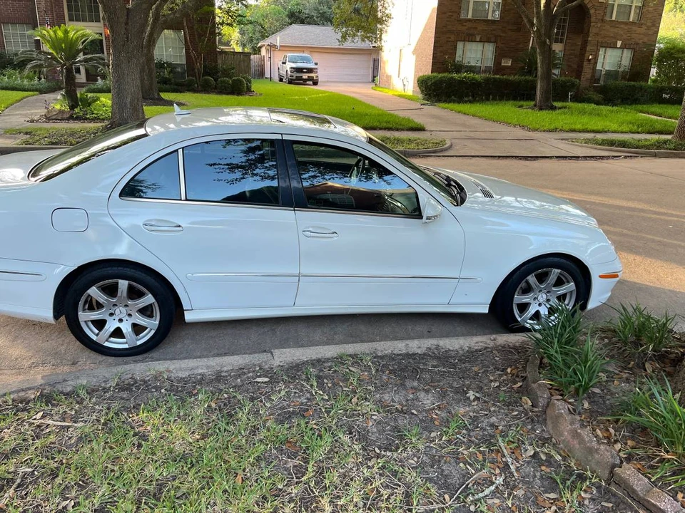 2007 Mercedes-Benz W211 E-Class - Image 15 of 16
