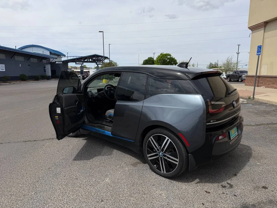 2019 BMW i3 - Image 15 of 22