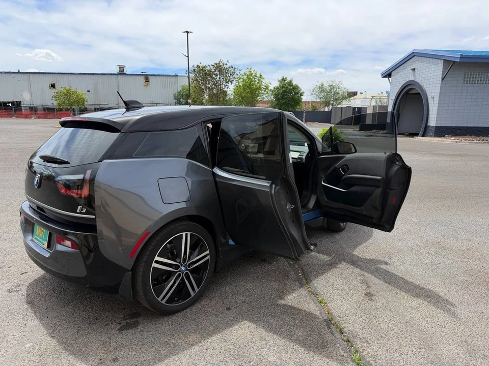 2019 BMW i3 - Image 13 of 22