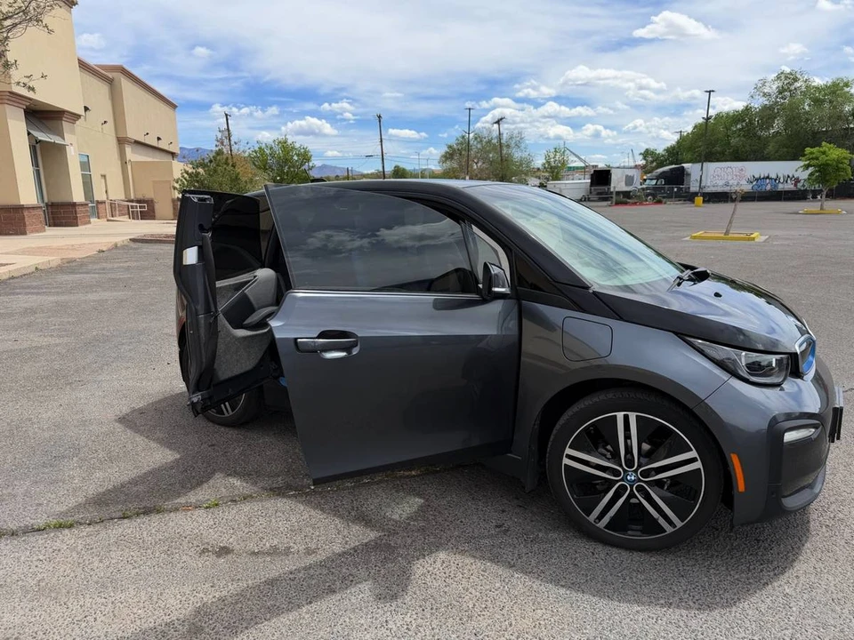 2019 BMW i3 - Image 12 of 22