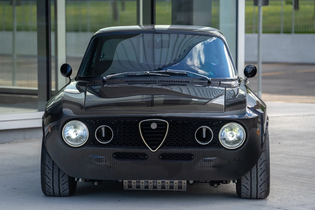 1973 Alfa Romeo 2000 GT Veloce - Image 2 of 31