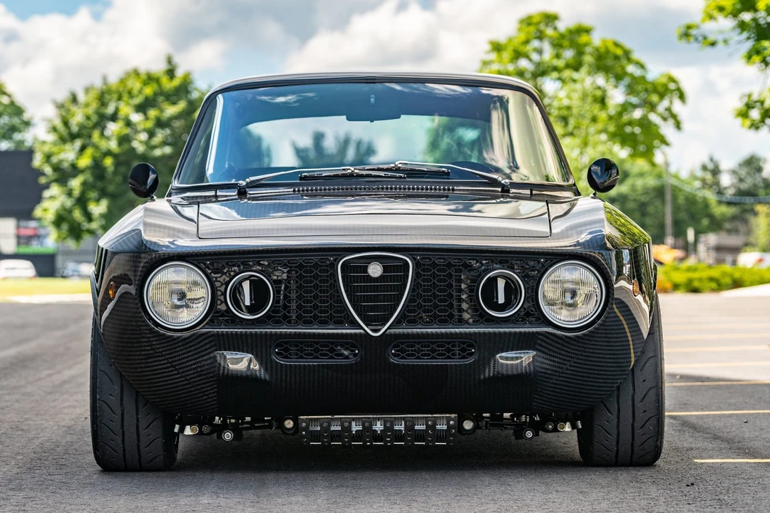 1973 Alfa Romeo 2000 GT Veloce - Image 4 of 31