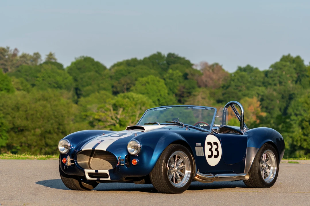 Shelby Cobra Replica - Image 2 of 31