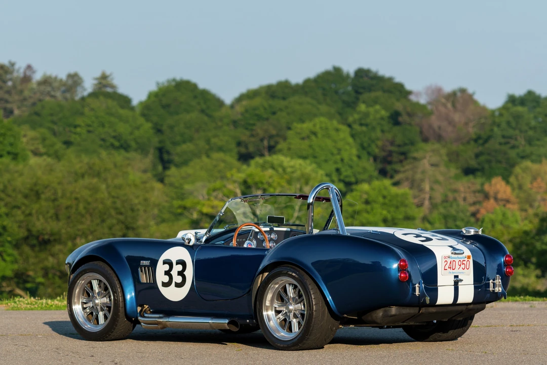 Shelby Cobra Replica - Image 4 of 31