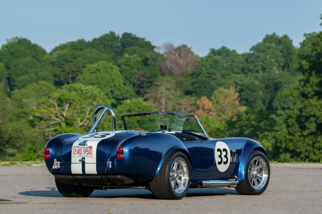 Shelby Cobra Replica - Image 7 of 31