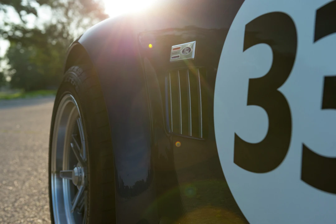 Shelby Cobra Replica - Image 19 of 31