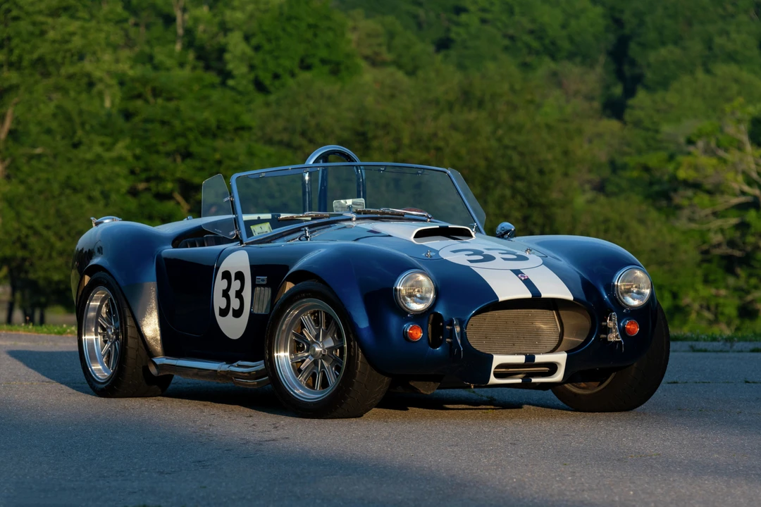 Shelby Cobra Replica - Image 10 of 31