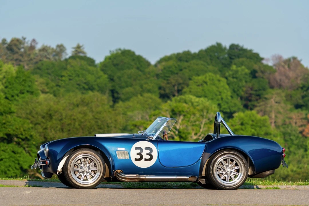 Shelby Cobra Replica - Image 3 of 31