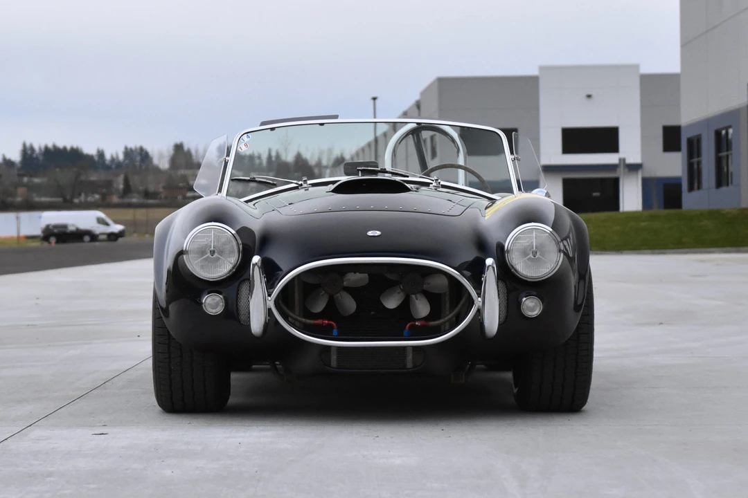 Shelby Cobra Replica - Image 28 of 31