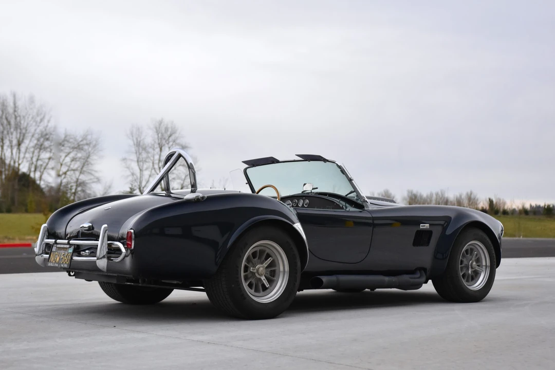 Shelby Cobra Replica - Image 22 of 31