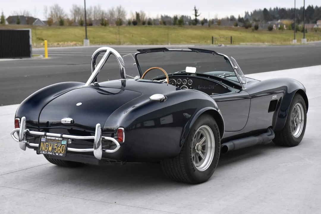 Shelby Cobra Replica - Image 21 of 31