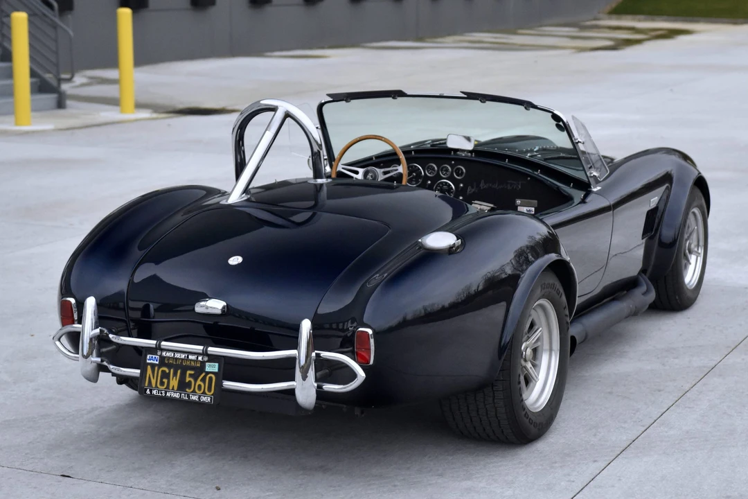 Shelby Cobra Replica - Image 18 of 31