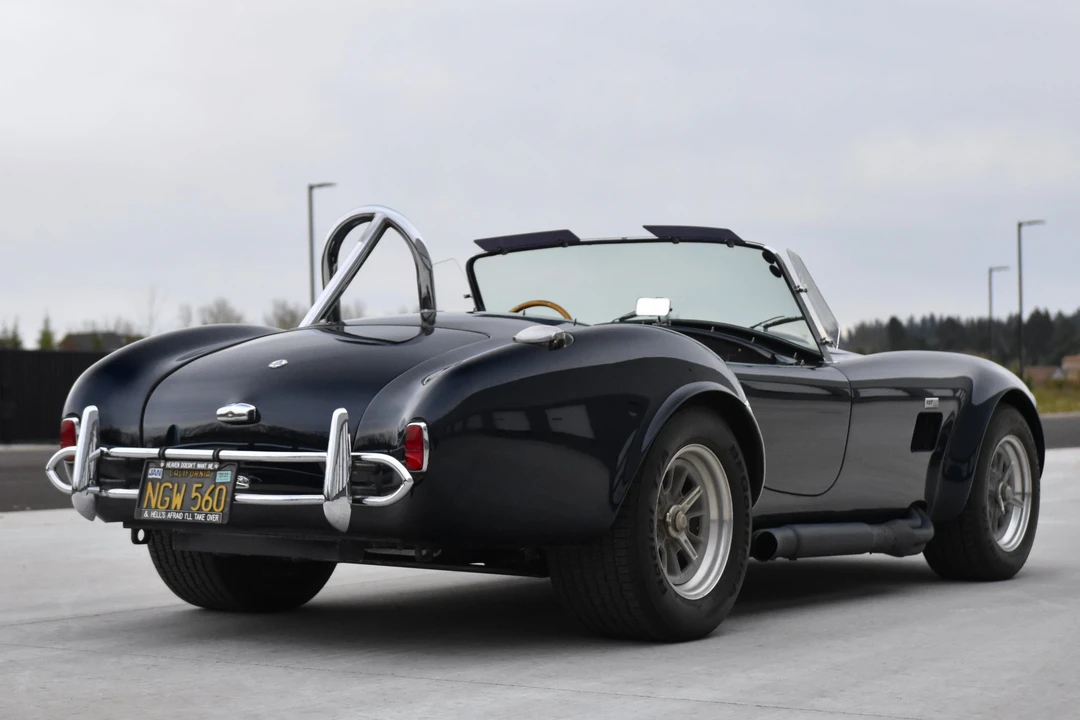 Shelby Cobra Replica - Image 20 of 31