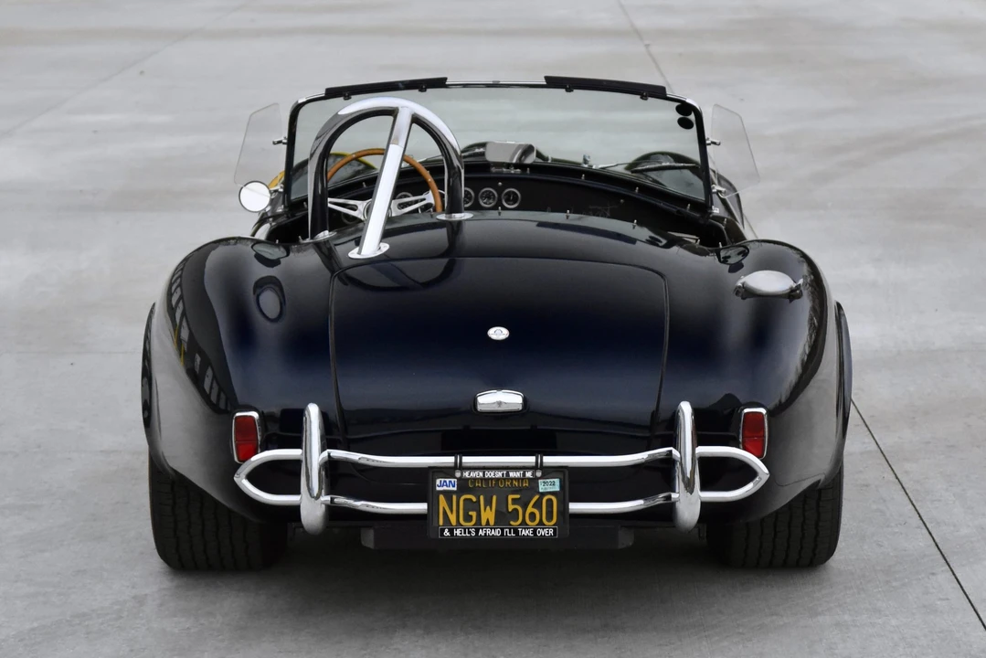 Shelby Cobra Replica - Image 17 of 31