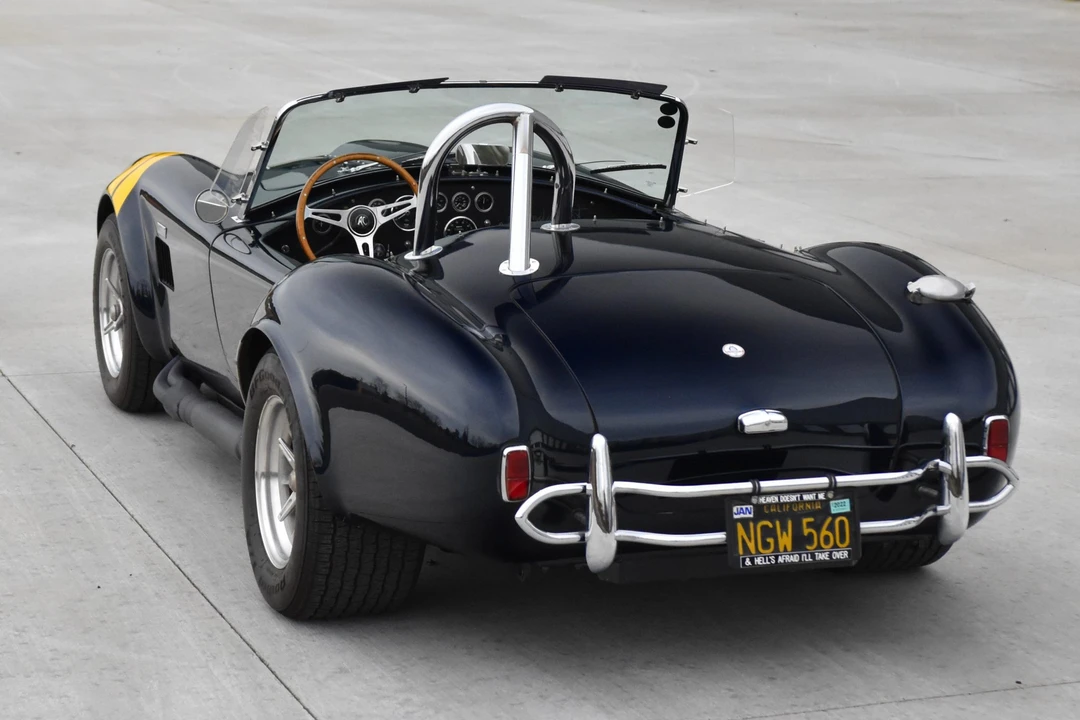 Shelby Cobra Replica - Image 16 of 31