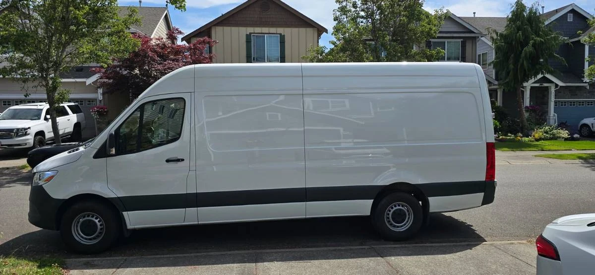 2024 Mercedes-Benz VS30 Sprinter - Image 4 of 9