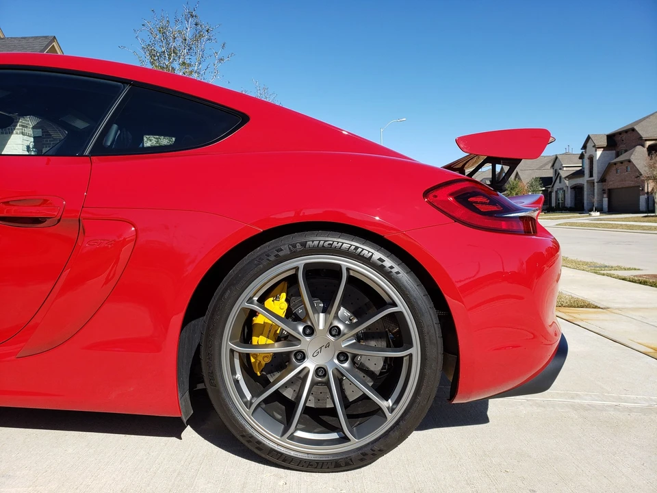 2016 Porsche 981 Cayman GT4 - Image 8 of 19