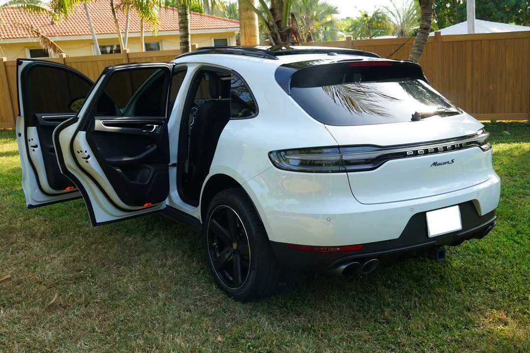 2020 Porsche Macan S - Image 18 of 29