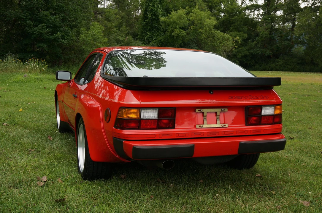 1982 Porsche 924 Turbo - Image 25 of 31