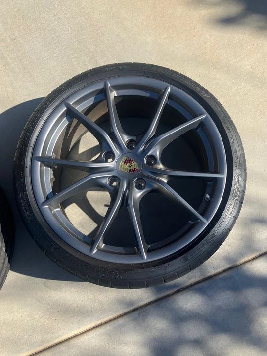 2017 Parts & Memorabilia Porsche Wheels - Image 3 of 10