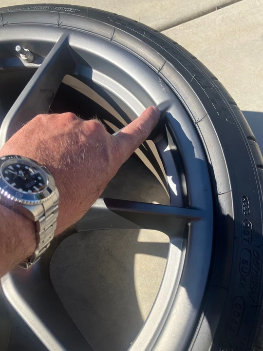 2017 Parts & Memorabilia Porsche Wheels - Image 5 of 10