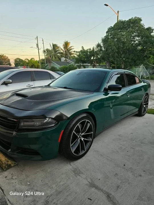 2015 Dodge Charger 7th Gen - Image 4 of 9
