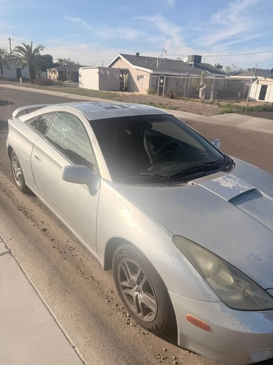 Toyota - Image 4 of 4