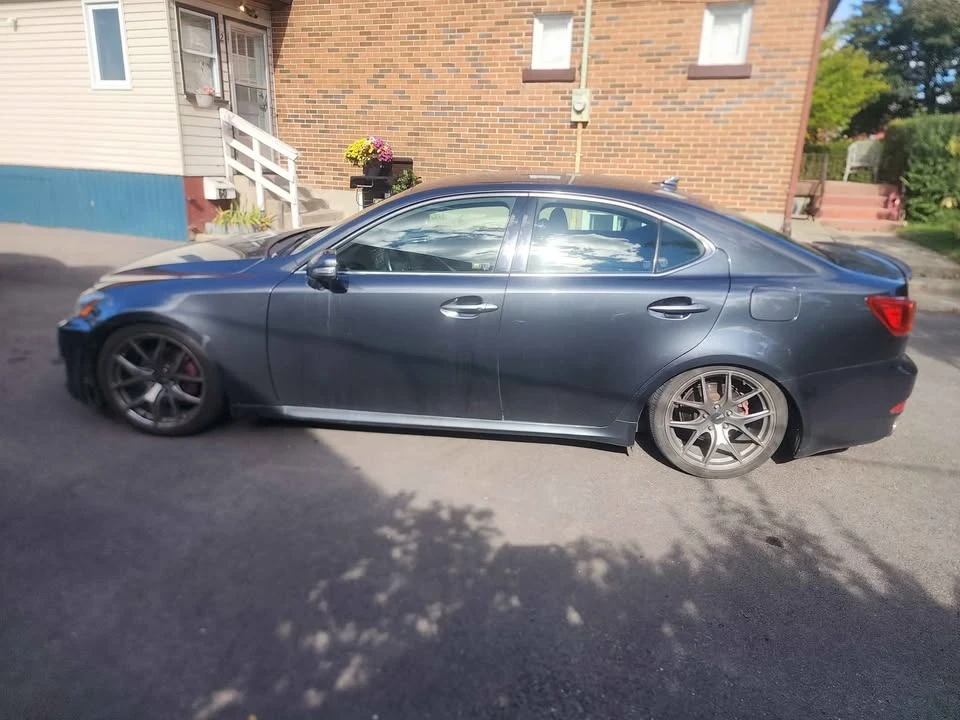 2010 Lexus IS 2nd Gen - Image 3 of 5