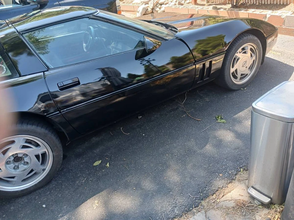 1988 Chevrolet Corvette C4 - Image 6 of 7