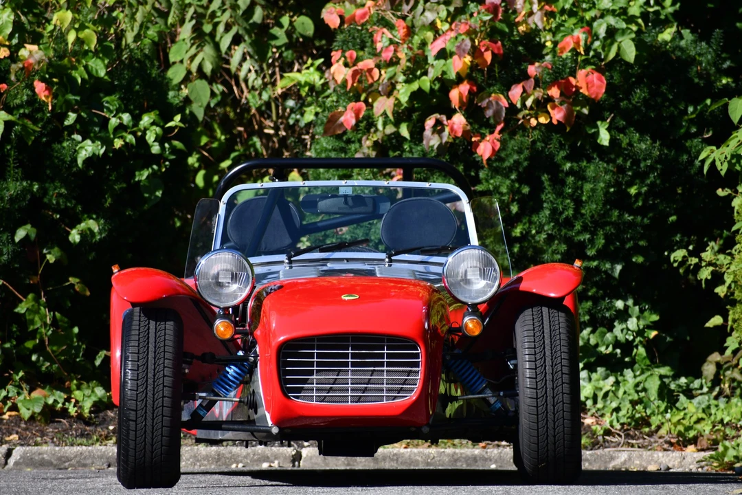 Caterham Seven - Image 2 of 31
