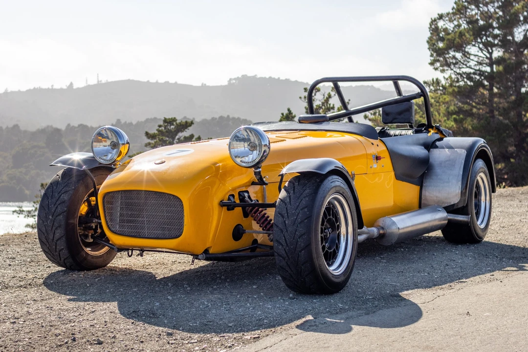 Caterham Seven - Image 1 of 31