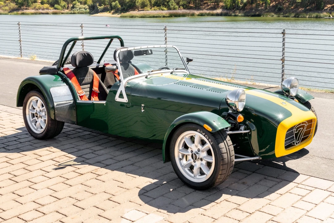 Caterham Seven - Image 1 of 31