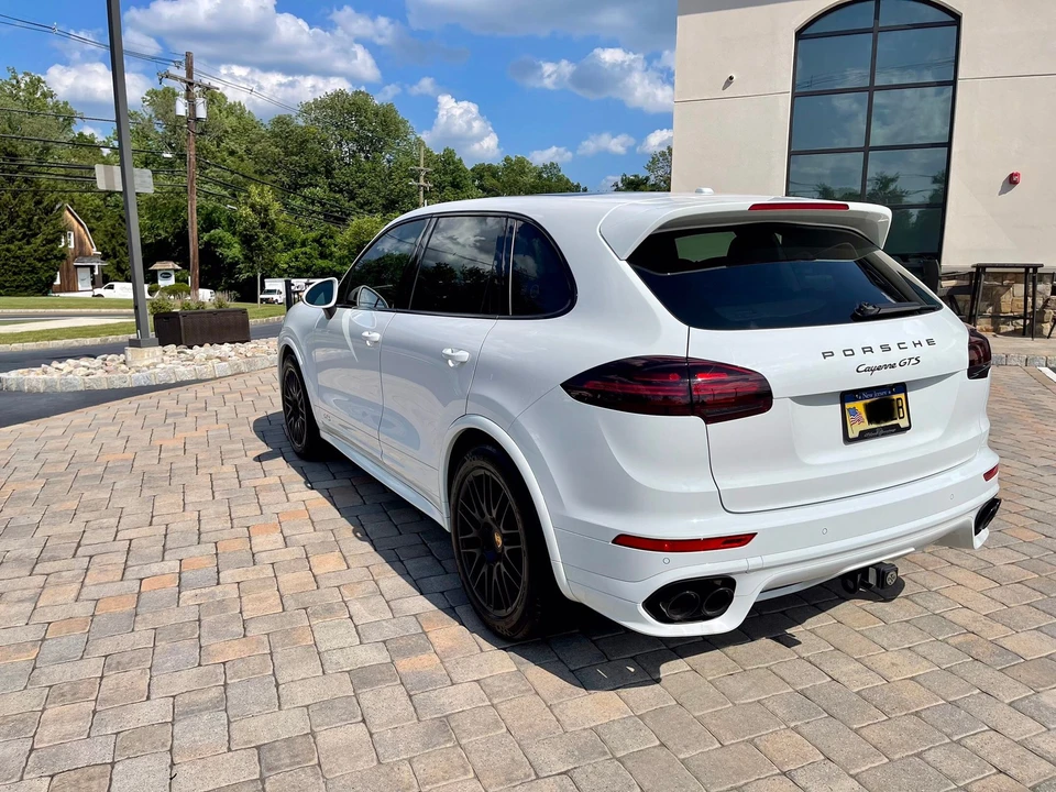 2016 Porsche 958 Cayenne GTS - Image 3 of 26