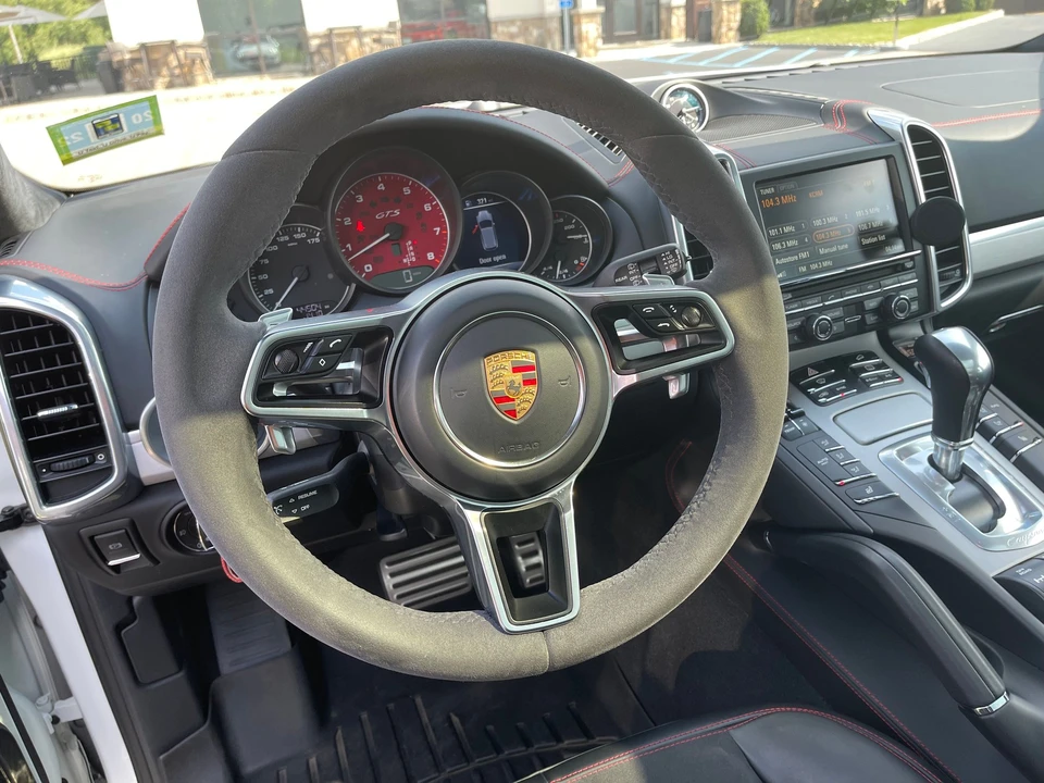 2016 Porsche 958 Cayenne GTS - Image 12 of 26