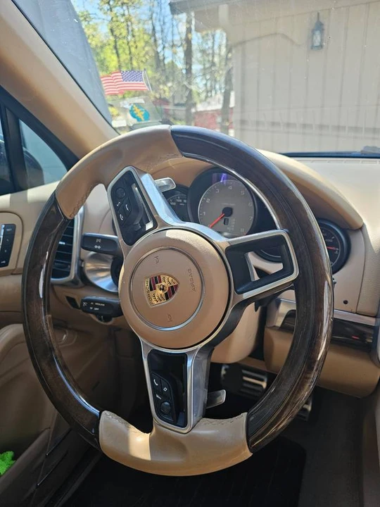 2016 Porsche 958 Cayenne S - Image 15 of 20