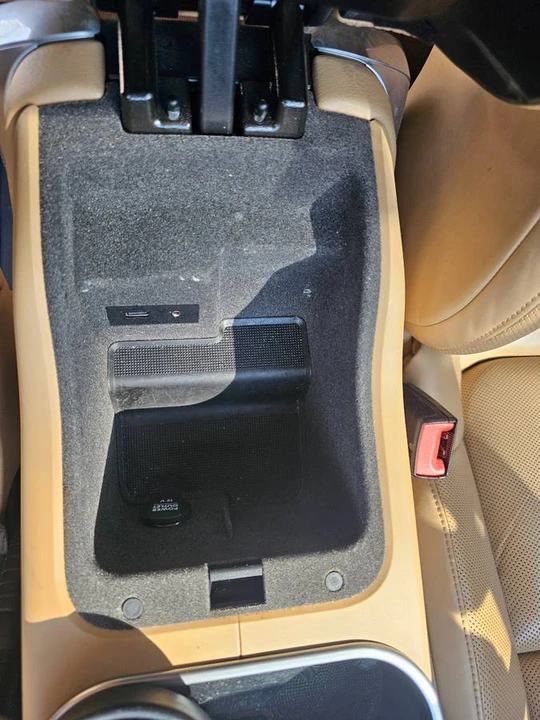 2016 Porsche 958 Cayenne S - Image 19 of 20
