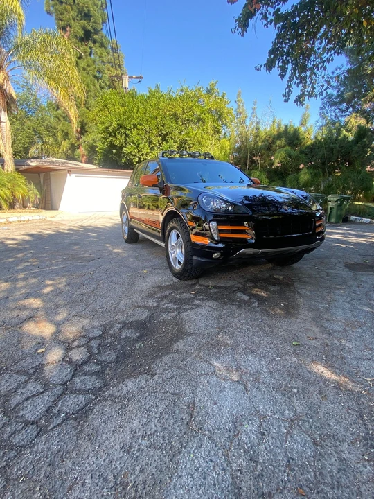 2010 Porsche 955/957 Cayenne S - Image 2 of 28