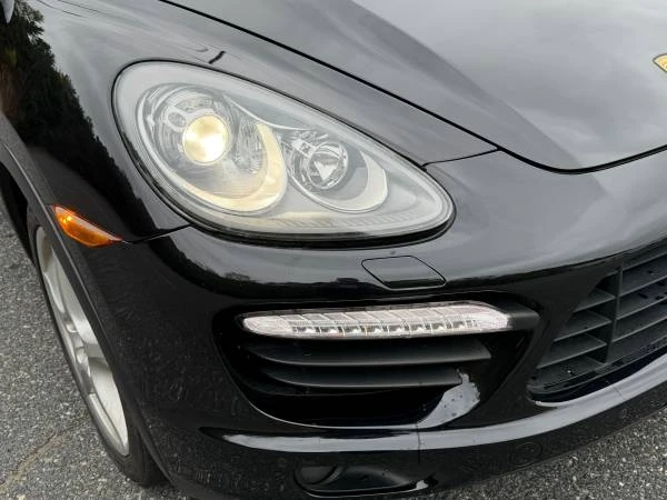 2013 Porsche 958 Cayenne Turbo - Image 16 of 21
