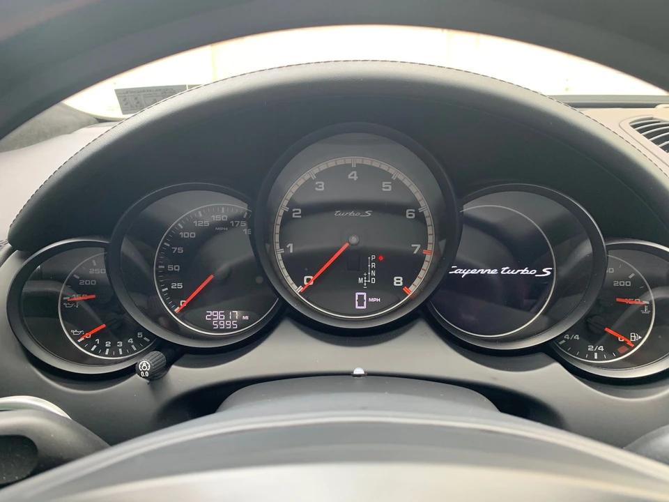 2014 Porsche 958 Cayenne Turbo - Image 10 of 19